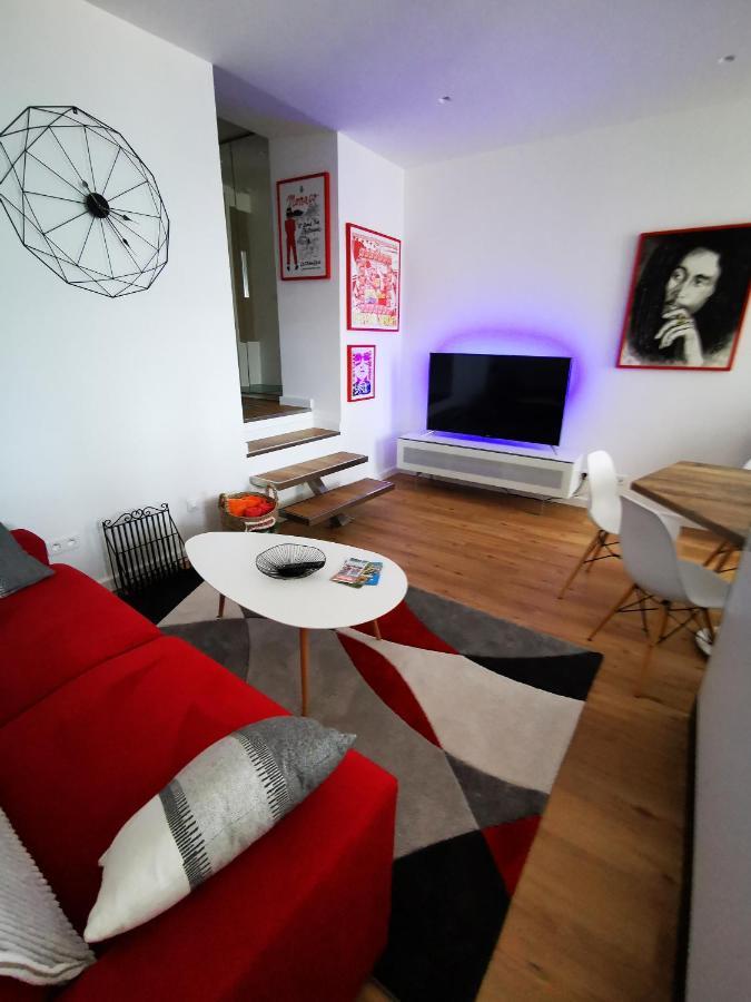 Magnifique Duplex Vue Mer ม็องตง ภายนอก รูปภาพ