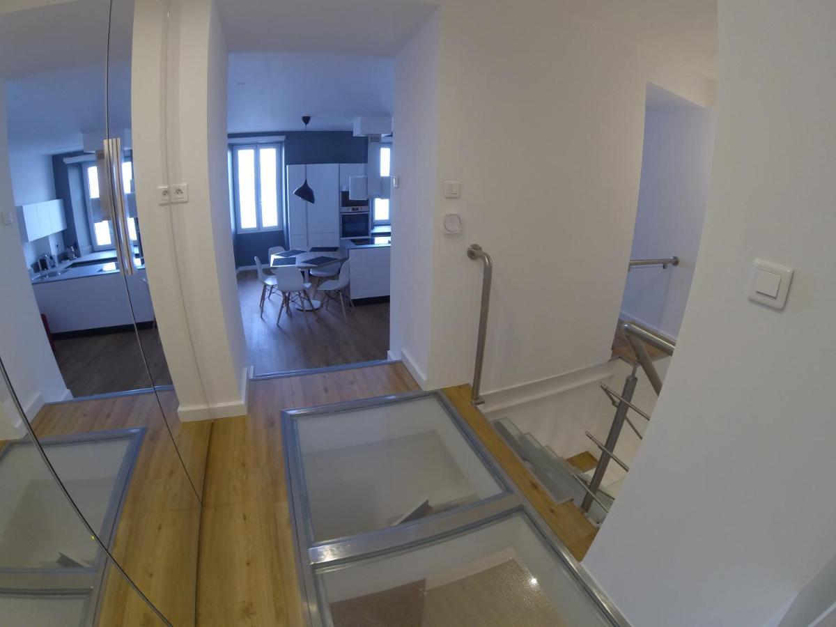 Magnifique Duplex Vue Mer ม็องตง ภายนอก รูปภาพ